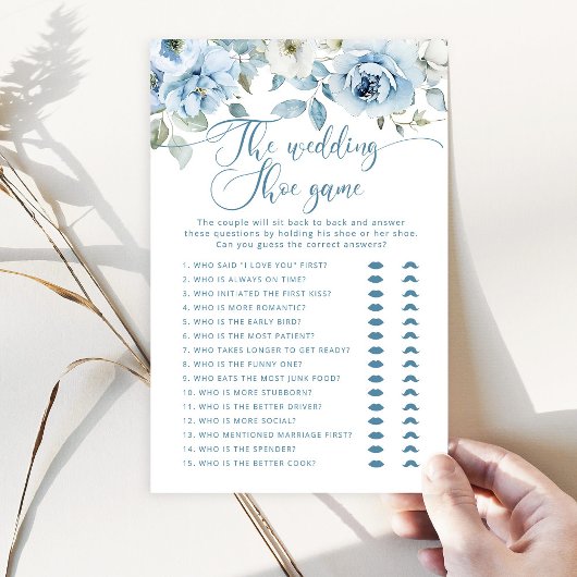Dusty blue floral Das Hochzeitsschuhspiel