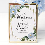 Dusty Blue Floral Geometric Brautparty Willkommen Poster<br><div class="desc">Schöne grüne eucalyptus staubige blühende geometrische Brautparty Begrüßungsschild. Einfach mit Ihren Daten personalisieren. Bitte kontaktieren Sie mich per Chat,  wenn Sie Fragen zum Kunstwerk haben oder eine Anpassung benötigen. BITTE BEACHTEN SIE: Für Unterstützung bei Bestellungen,  Versand,  Produktinformationen usw. wenden Sie sich direkt an den Zazzle Kundenservice https://help.zazzle.com/hc/en-us/articles/221463567-How-Do-I-Contact-Zazzle-Customer-Support-.</div>