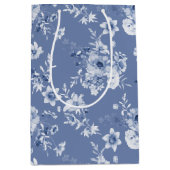 Dusty Blue Floral Geschenktasche Mittlere Geschenktüte (Vorderseite)