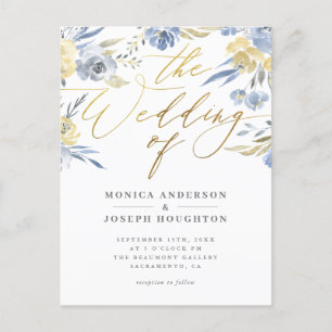 Dusty Blue Floral Gold Script Wedding Einladungspostkarte