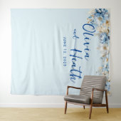 Dusty Blue Floral Gold Wandteppich (Beispiel (Horizontal))