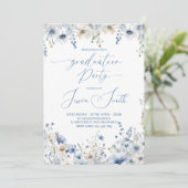 Dusty Blue Floral Graduation Party Invite Einladung (Stehend Vorderseite)