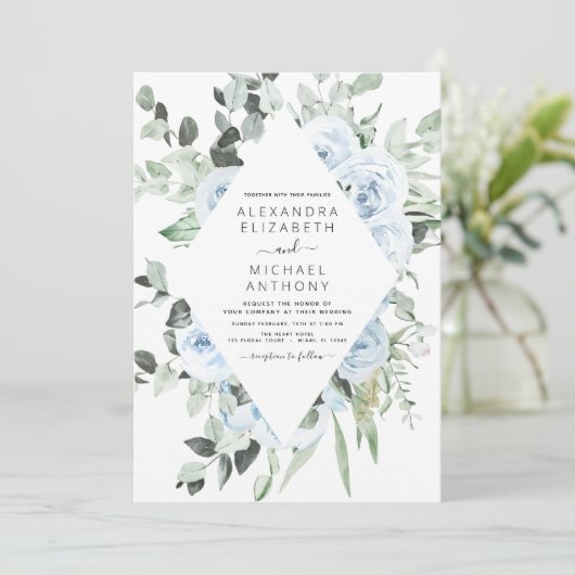 Dusty Blue Floral Greenery Eucalyptus Wedding Invi Einladung (Stehend Vorderseite)