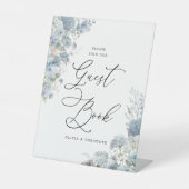 Dusty Blue Floral Guest Book Wedding Table Sockelschild (Vorderseite)