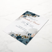 Dusty Blue Floral I Foil Wedding Einladung (Gedreht)