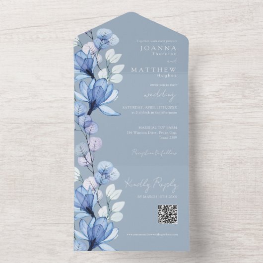 Dusty Blue Floral Monogram QR Code Wedding All In One Einladung (Innen Boden)
