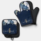 Dusty Blue Floral Monogram Script Name personalisi Ofenhandschuh & Topflappen-Set (Vorderseite/Rückseite)
