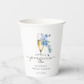 Dusty Blue Floral Petals & Prosecco Brautparty Pappbecher (Vorderseite)