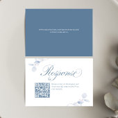 Dusty Blue Floral QR Code Wedding RSVP Karte