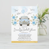 Dusty Blue Floral Retro Auto mit Brautparty Einladung (Stehend Vorderseite)