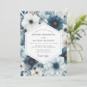 Dusty Blue Floral Romance Wedding Einladung (Stehend Vorderseite)