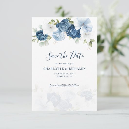 Dusty Blue Floral Script Botanical Wedding Save The Date (Stehend Vorderseite)