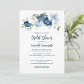 Dusty Blue Floral Script Brautparty Einladung (Stehend Vorderseite)