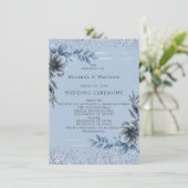 Dusty Blue Floral Silver Wedding Program Einladung (Stehend Vorderseite)