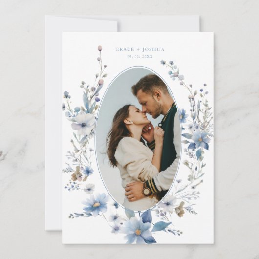 Dusty Blue Floral Spring grüne Hochzeit Einladung (Rückseite)