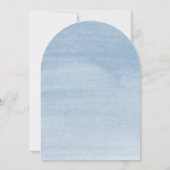 Dusty Blue Floral Viktorianisch Brautparty Arch Einladung (Rückseite)