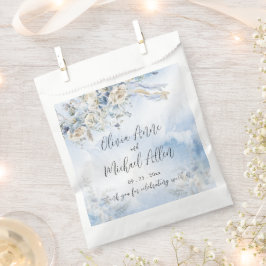 Dusty Blue Floral Watercolor Script Wedding Geschenktütchen