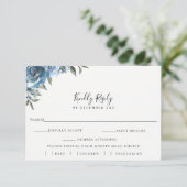 Dusty Blue Floral Wedding RSVP Meal Choice Card (Stehend Vorderseite)
