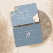 Dusty Blue Floral Wedding RSVP QR Code Karte