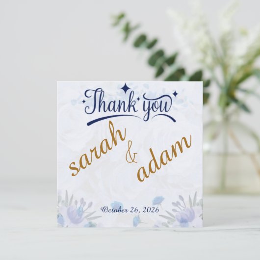 Dusty Blue Floral Wedding Thank You Card (Stehend Vorderseite)