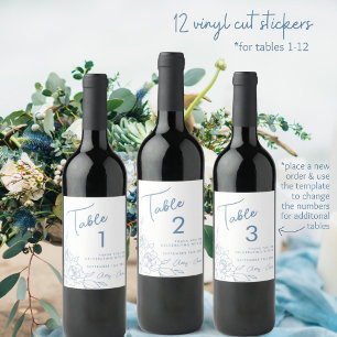 Dusty Blue Floral Wedding Wine Label Tischnummern
