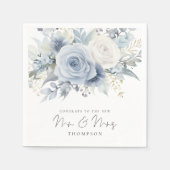 Dusty Blue Florals Glückwunsch Mrs. Wedding Serviette (Vorderseite)