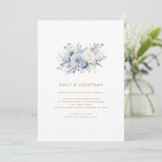 Dusty Blue Florals Gold Script QR Code Wedding Einladung (Stehend Vorderseite)