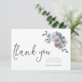 Dusty Blue Florals Illustration Script Foto Dankeskarte (Stehend Vorderseite)