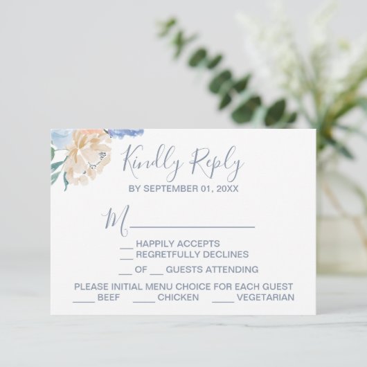 Dusty Blue Florals Menü Auswahl RSVP Karte (Stehend Vorderseite)