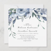 Dusty Blue Flowers Rose Hochzeit Einladung (Vorderseite)