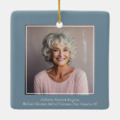 Dusty Blue Foto Floral Memorial Square Keramikornament (Rückseite)