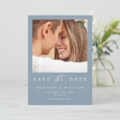 Dusty Blue Foto Wedding Save the Date (Stehend Vorderseite)