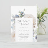Dusty Blue Garden Floral Bachelorette Einladung (Stehend Vorderseite)