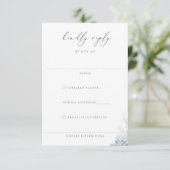 Dusty Blue Garden Floral Wedding RSVP Karte (Stehend Vorderseite)