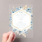 Dusty Blue Gold Floral Bloom bei einer Hochzeit Acryleinladungen (Insitu (Handheld))