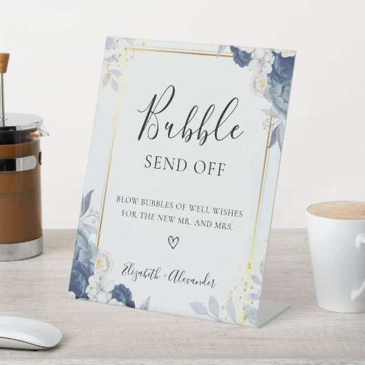 Dusty Blue Gold Floral Wedding Bubble Sign Sockelschild (In SItu)