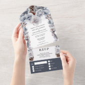 Dusty Blue Graue Wintereis Rose Kiefernkegel Hochz All In One Einladung (Abreißen)