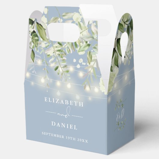 Dusty Blue Greenerity String Lights Monogram Weddi Geschenkschachtel (Geöffnet)