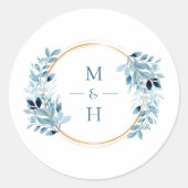 Dusty Blue Greenery Modern Monogram Wedding Runder Aufkleber (Vorderseite)