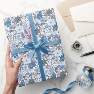 Dusty Blue & Grey Winter Sky Floral Garden Geschenkpapier