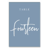 Dusty Blue Hand Scripted Table VIERZEHN Tischnummer (Vorderseite)