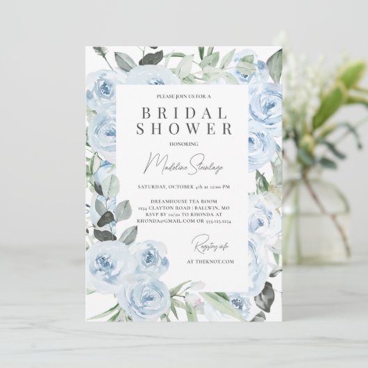 Dusty Blue Hydrangeas Brautparty Einladung (Stehend Vorderseite)