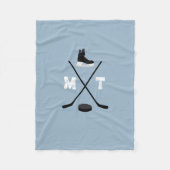 Dusty Blue Ice Hockey Classic gestörtes Monogramm Fleecedecke (Vorderseite)