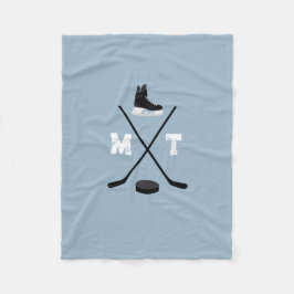 Dusty Blue Ice Hockey Classic gestörtes Monogramm Fleecedecke