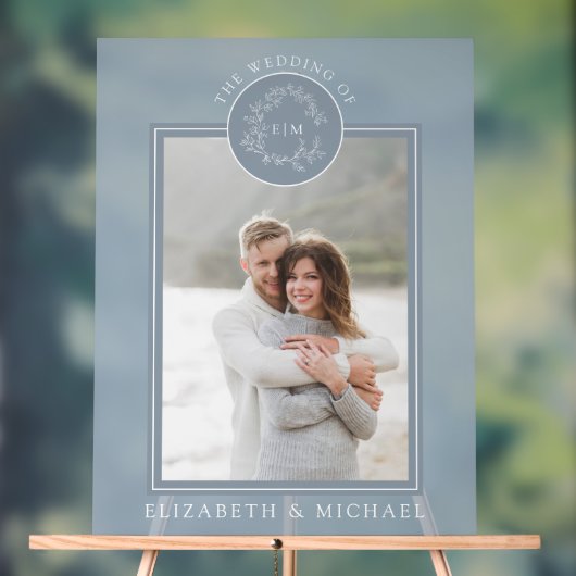Dusty Blue Leafy Wappen Monogram Foto Wedding Acrylschild (Neutral)