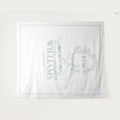 Dusty Blue Leafy Wappen Monogram Wedding Foto Wandteppich (Vorderseite (Horizontal))