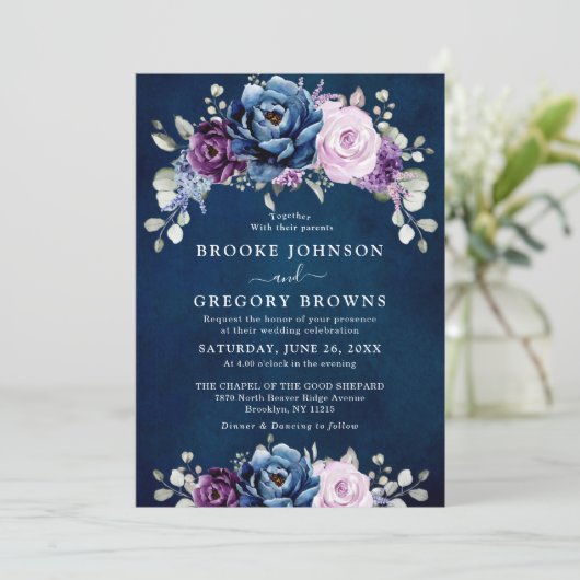 Dusty Blue Lila Navy Lilac Blooms Wedding Invita Einladung (Stehend Vorderseite)