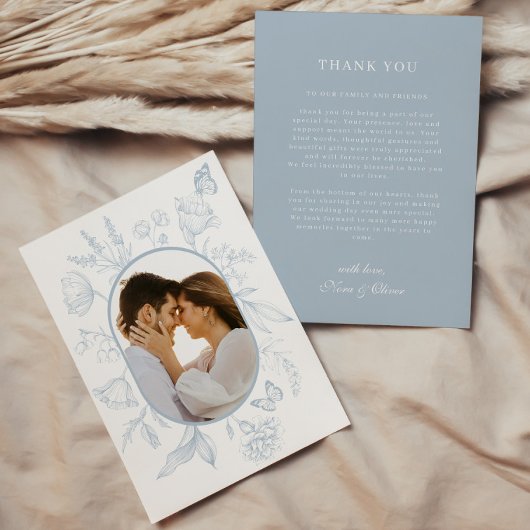 Dusty Blue Line Art Floral Butterfly Foto Dankeskarte