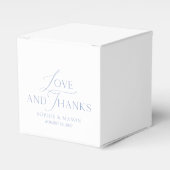 Dusty Blue “Love and Thanks” Wedding Geschenkschachtel (Vorderseite)