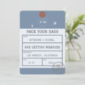 Dusty Blue Luggage Tag Save the Date (Stehend Vorderseite)